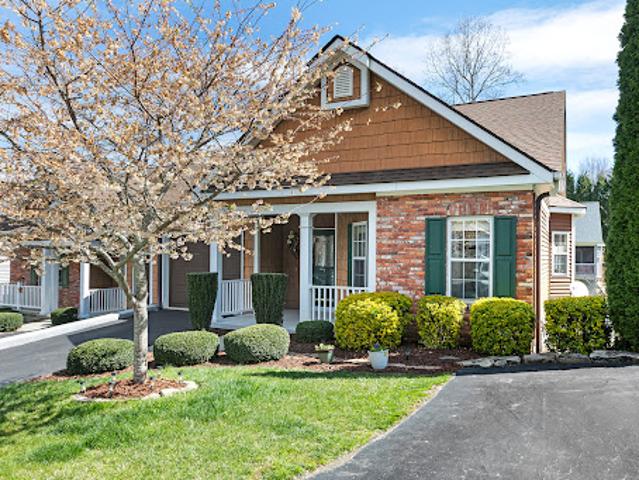 House for sale in Hendersonville, North Carolina