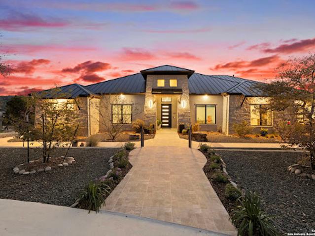 House for sale in Leesville, Texas