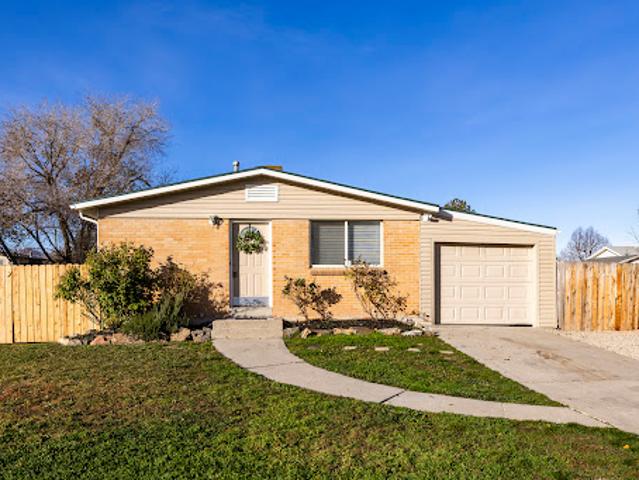 House for sale in West Valley City, Utah