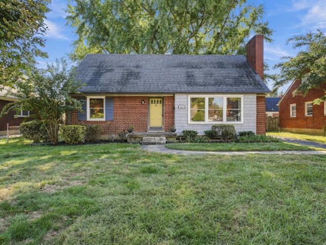 House for sale in Louisville, Jefferson County