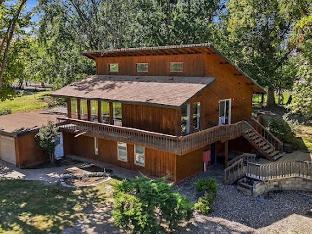 House for sale in West Richland, Benton County