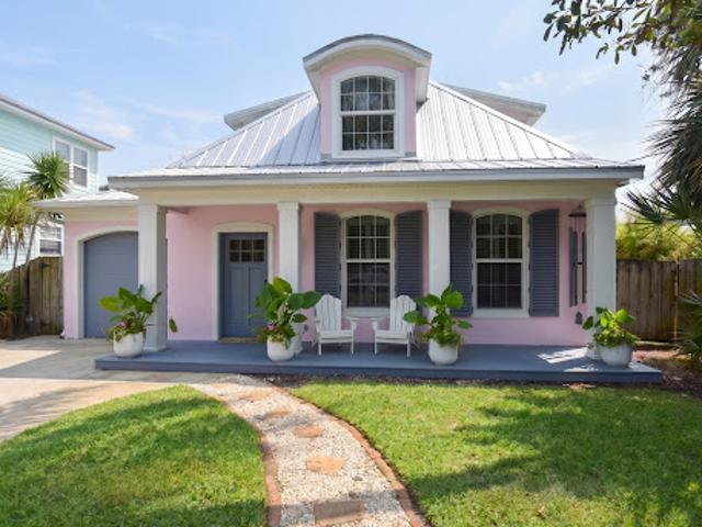 House for sale in New Smyrna Beach, Florida