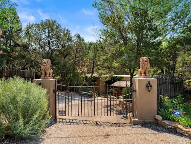 House for sale in Santa Fe, New Mexico