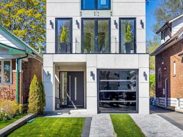 House for sale in Toronto, Ontario