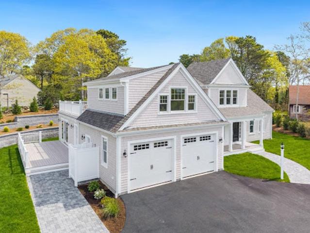 House for sale in Dennis