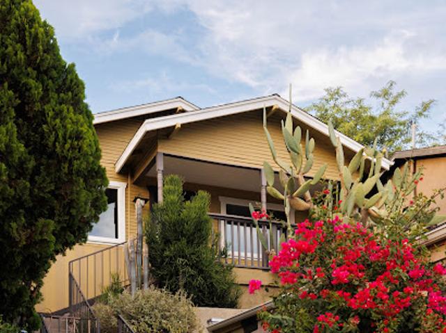 House for sale in Los Angeles, Los Angeles County