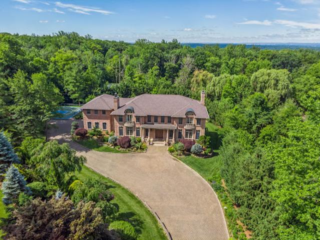 House for sale in Alpine, New Jersey