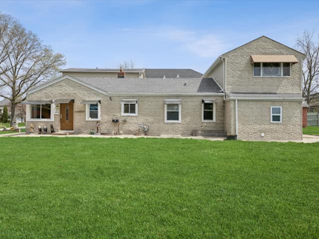 House for sale in Illinois