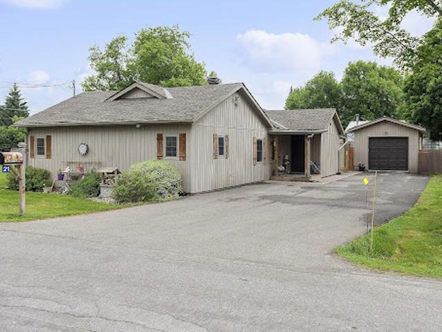 House for sale in Smiths Falls, Ontario