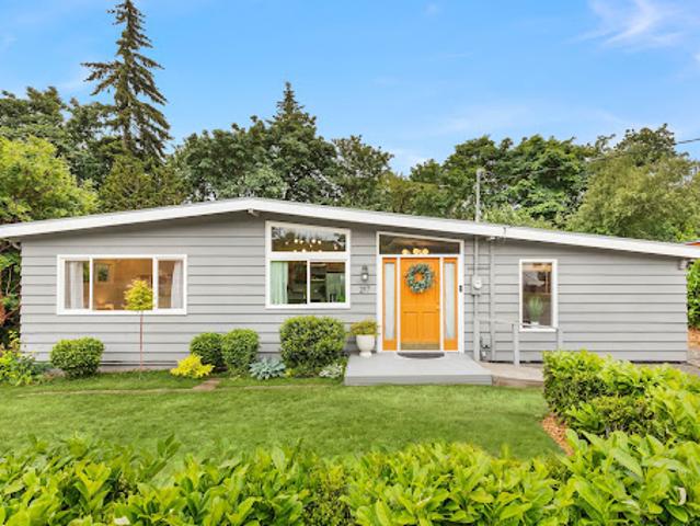 House for sale in Renton, Washington