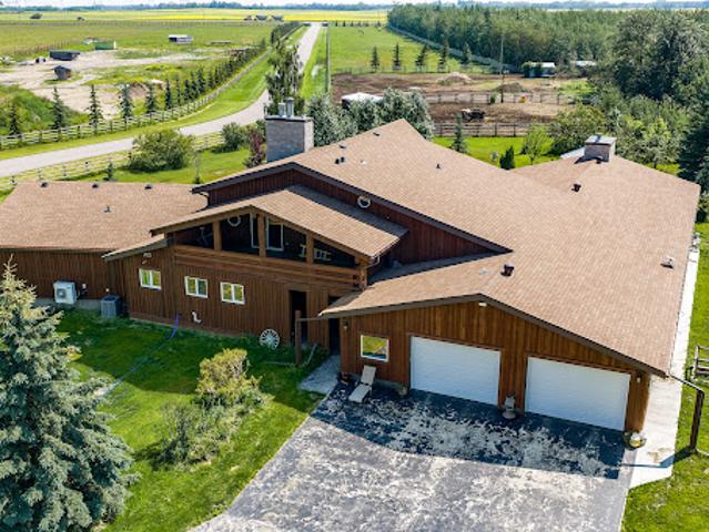 House for sale in Wedgewood, Alberta