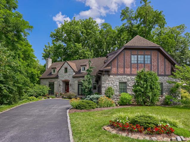 House for sale in Lancaster