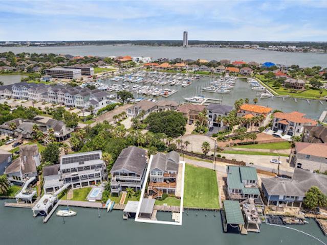 House for sale in League City, Texas