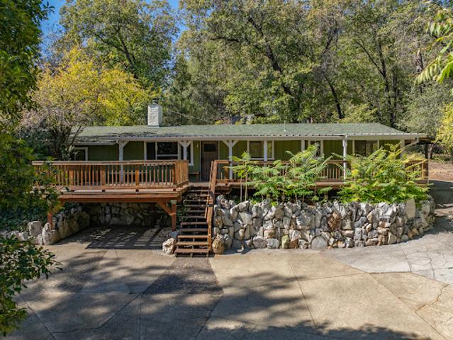 House for sale in Redding, Shasta County