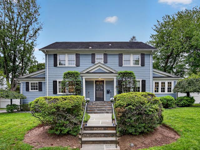 House for sale in Glenwood, New York