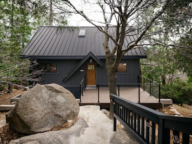 House for sale in Cedar Glen, California