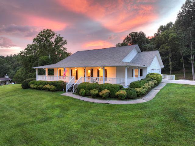 House for sale in Blue Ridge, Georgia