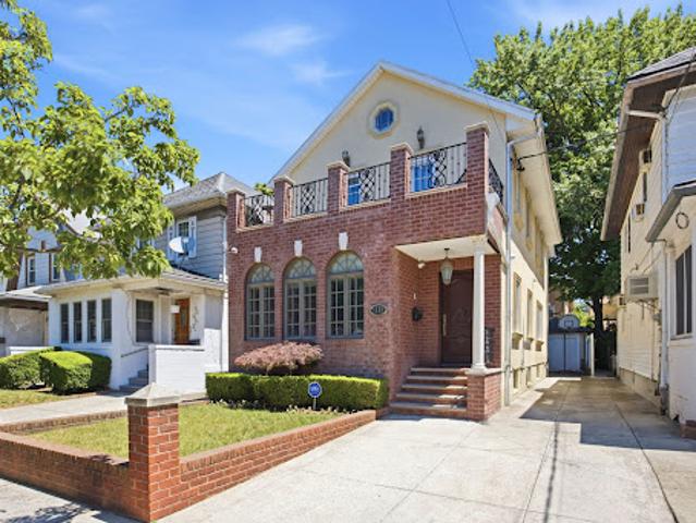 House for sale in Arverne, New York