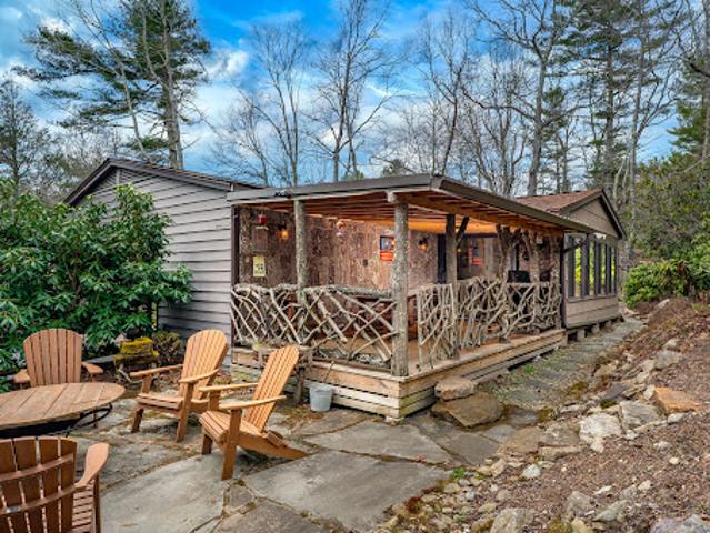 House for sale in Avery, North Carolina