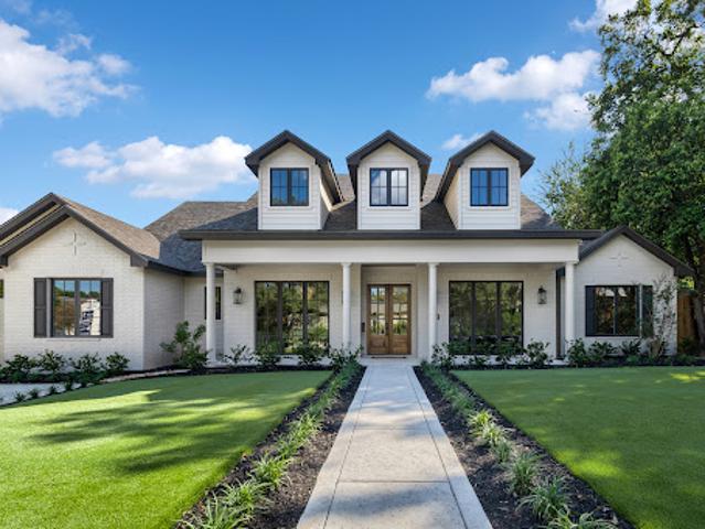 House for sale in Alamo Heights, Bexar County