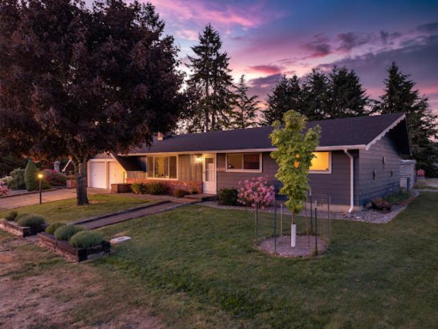 House for sale in Winlock, Washington