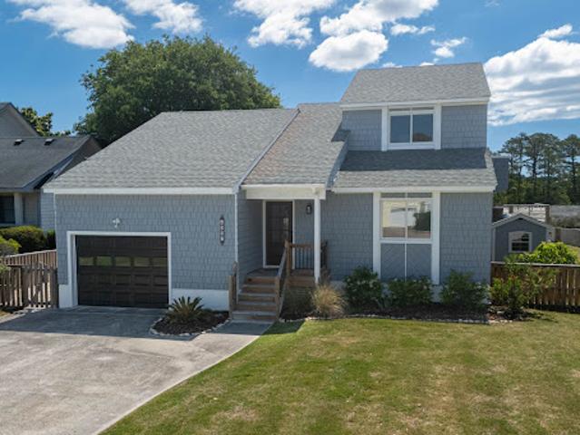 House for sale in Kitty Hawk, North Carolina