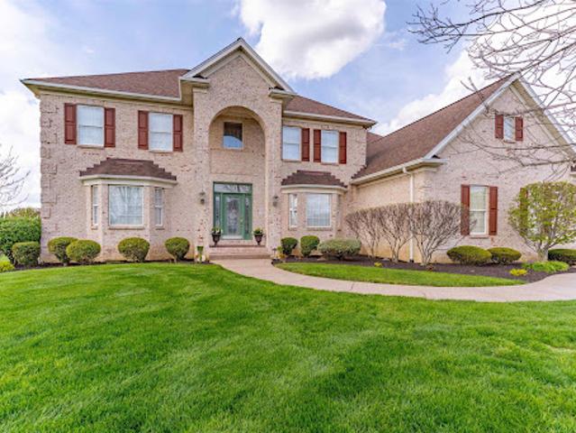 House for sale in Newburgh, Indiana