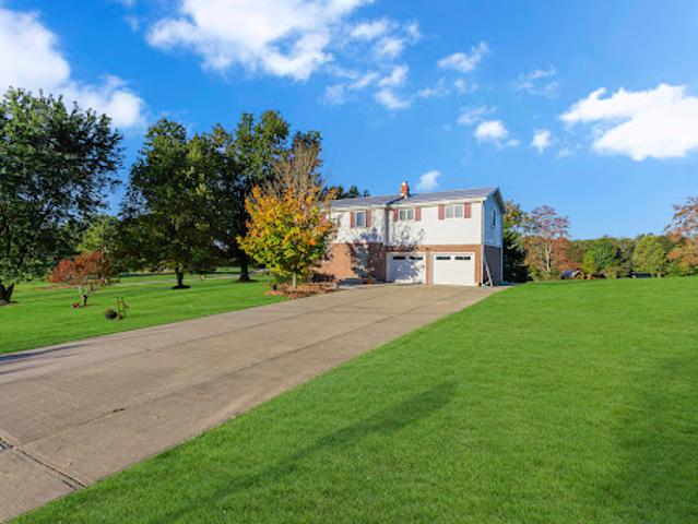House for sale in Clinton, Findlay Township