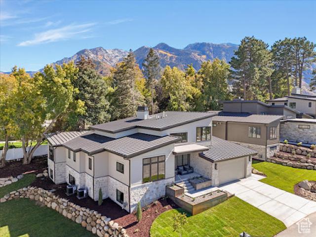 House for sale in Sandy, Utah