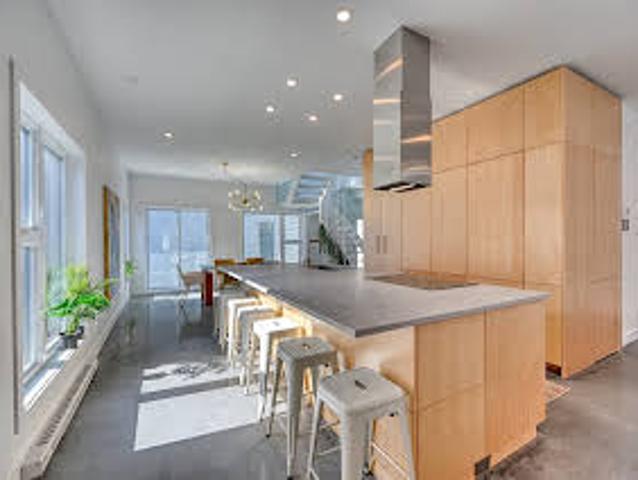House for sale in Mont-royal