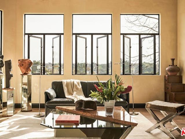House for sale in Canoga Park, California