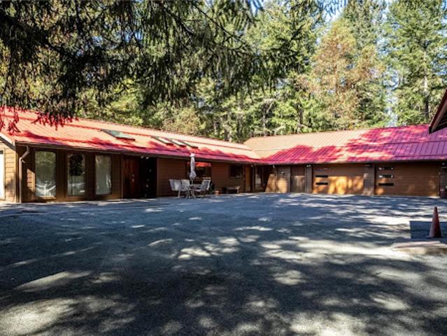 House for sale in Highlands, Capital Regional District