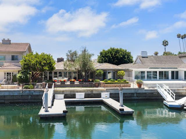 House for sale in Corona Del Mar, California