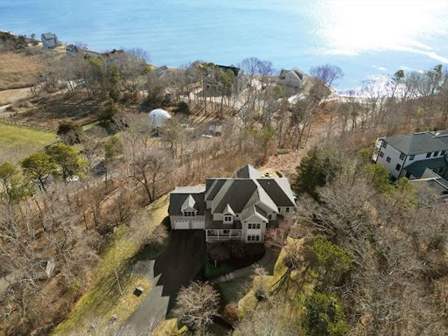 House for sale in Manomet, Massachusetts