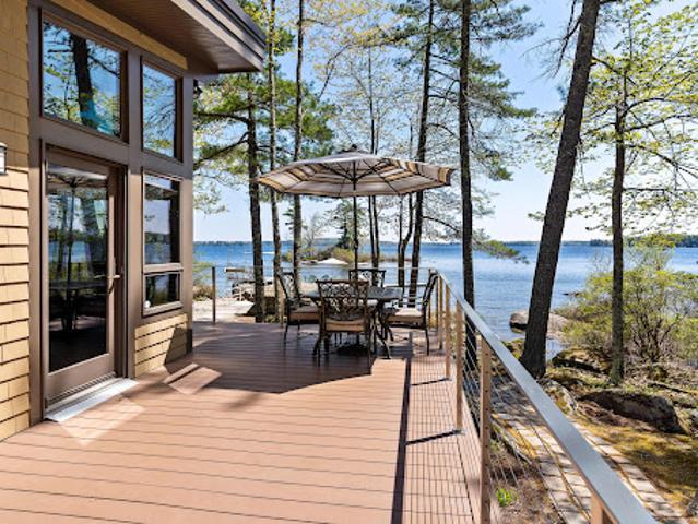 House for sale in Raymond, Maine