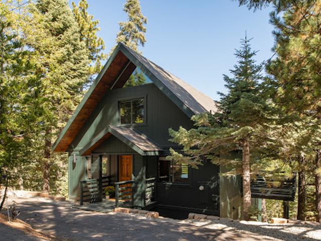 House for sale in Lake Arrowhead, California