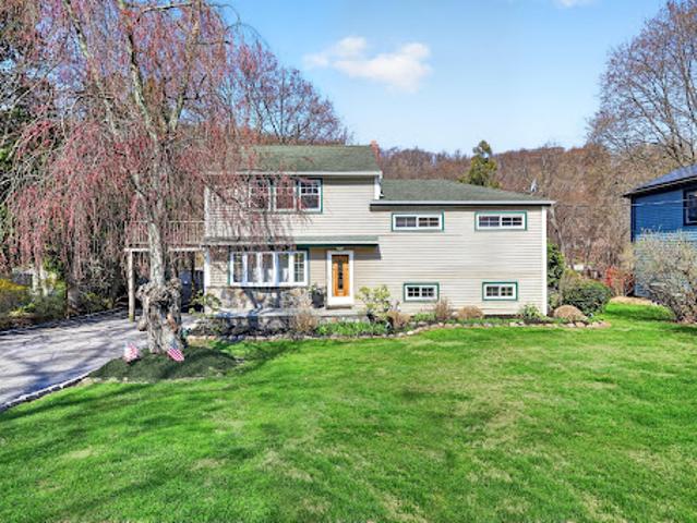 House for sale in Pleasantville, New York