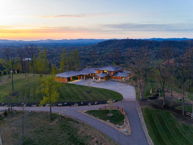 House for sale in Weaverville, North Carolina