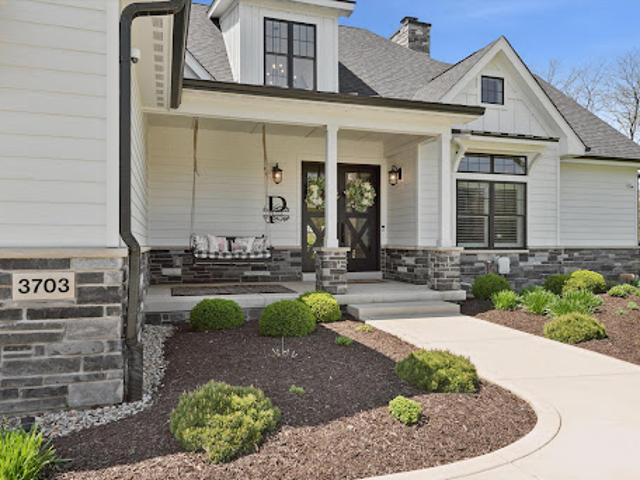 House for sale in Porter, Indiana