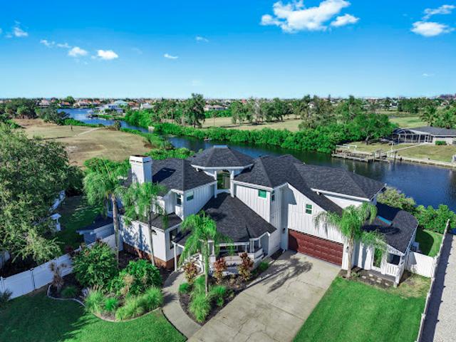 House for sale in Apollo Beach, Florida