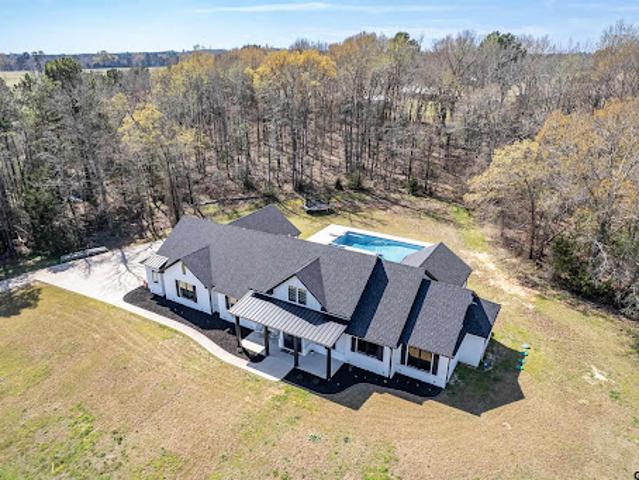 House for sale in Smith, Texas