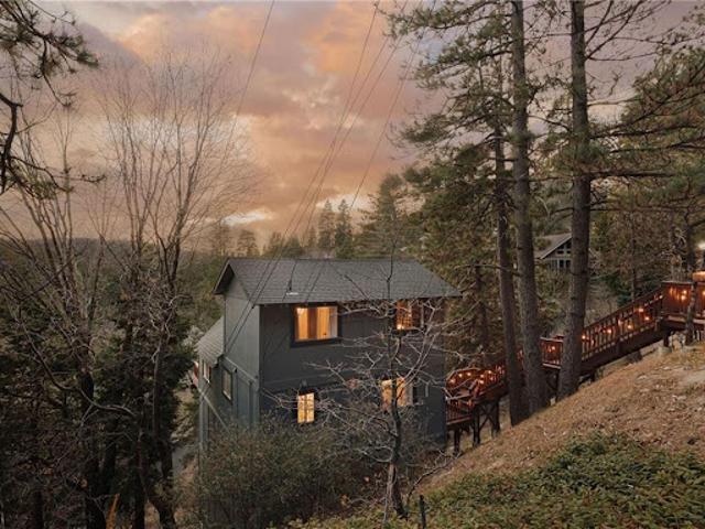 House for sale in Cedar Glen, California