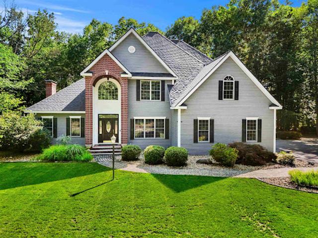 House for sale in New Hampshire