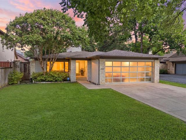 House for sale in Dallas, Texas