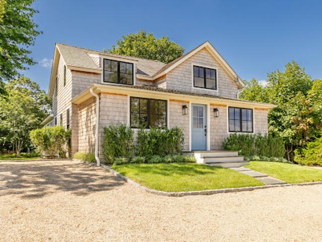 House for sale in Wainscott, New York