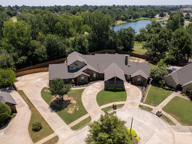 House for sale in Yukon, Oklahoma