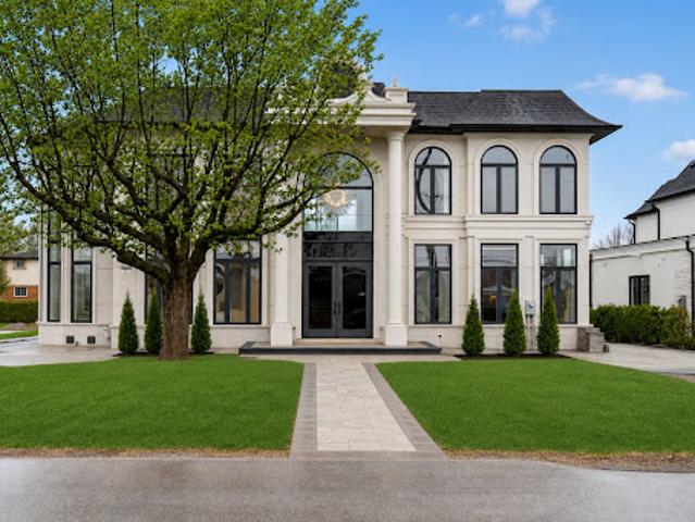 House for sale in Oakville, Ontario