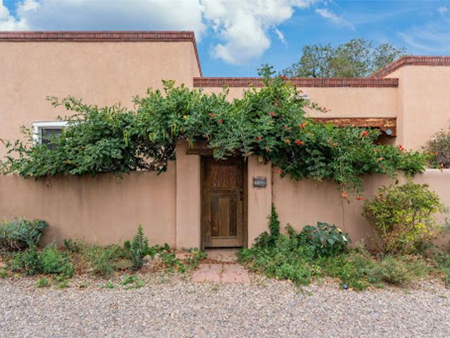 House for sale in Santa Fe, New Mexico