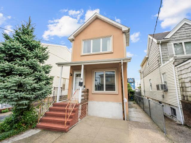 House for sale in Kings County, New York