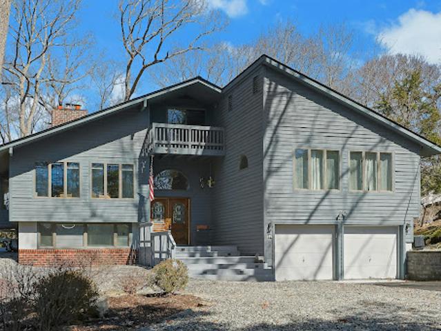 House for sale in Southfields, New York